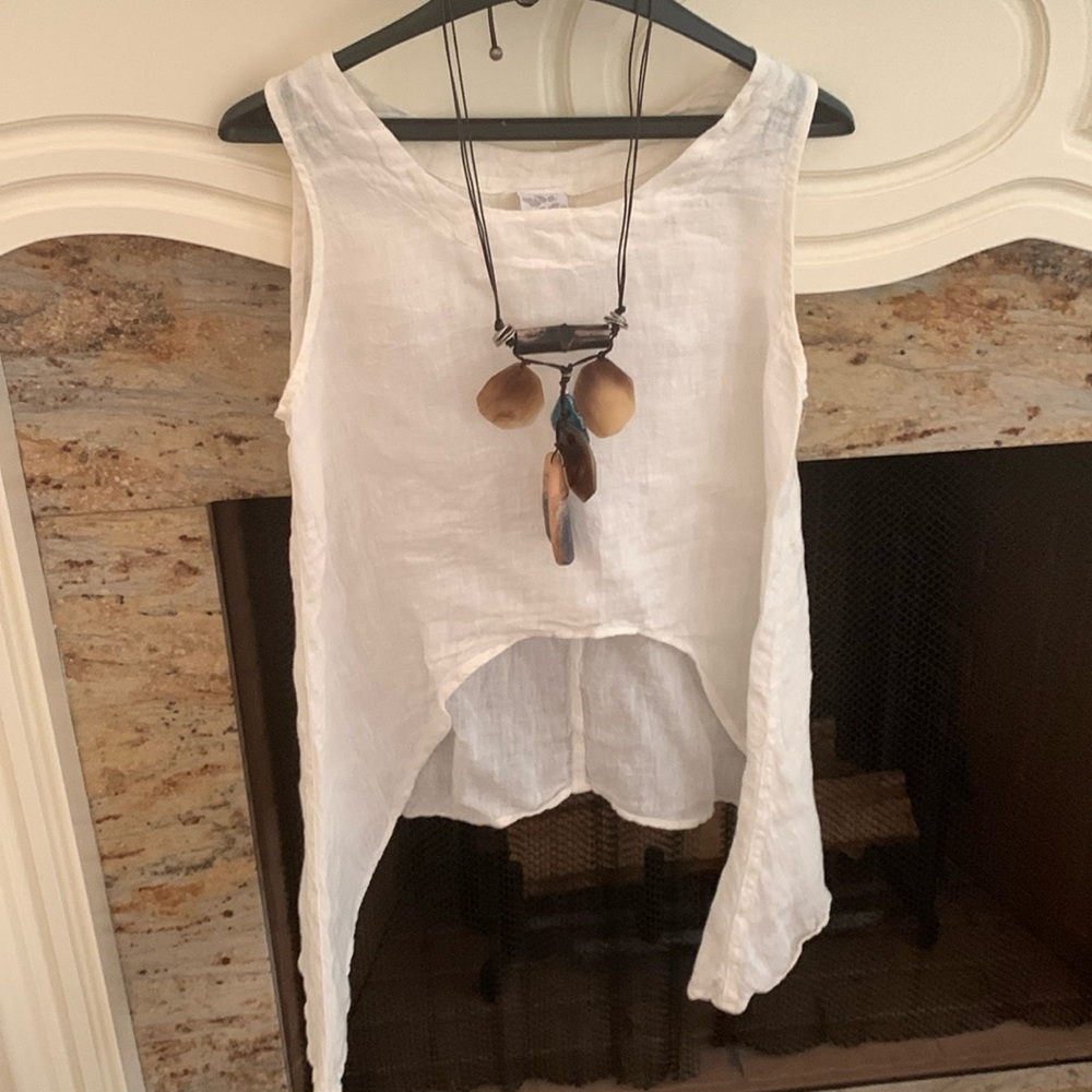 MATCH POINT tissue linen high-low top.Light as a feather!
